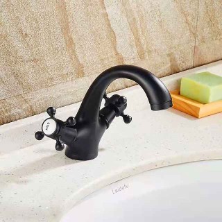 Bathroom Sink Faucet ,Centerset Oil-rubbed Bronze Centerset One Hole Two Handles One Hole Bath Taps