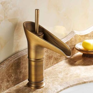 Bathroom Sink Faucet,Waterfall Antique Brass Centerset Single Handle One HoleBath Taps with Hot and Cold Switch