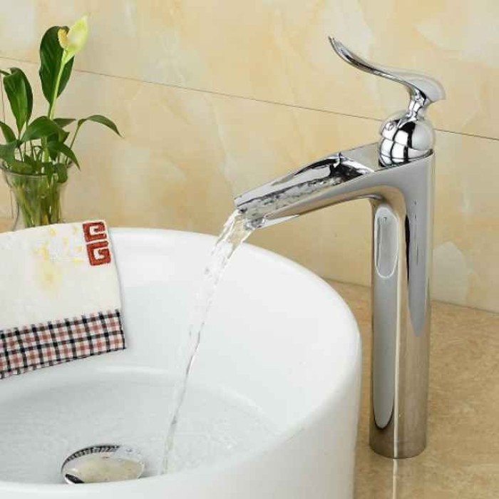 Bathroom Sink Faucet - Waterfall Chrome Centerset Single Handle One HoleBath Taps