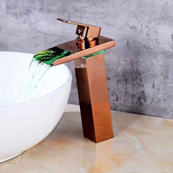 Bathroom Sink Faucet - Waterfall Chrome Centerset Single Handle One HoleBath Taps / Brass