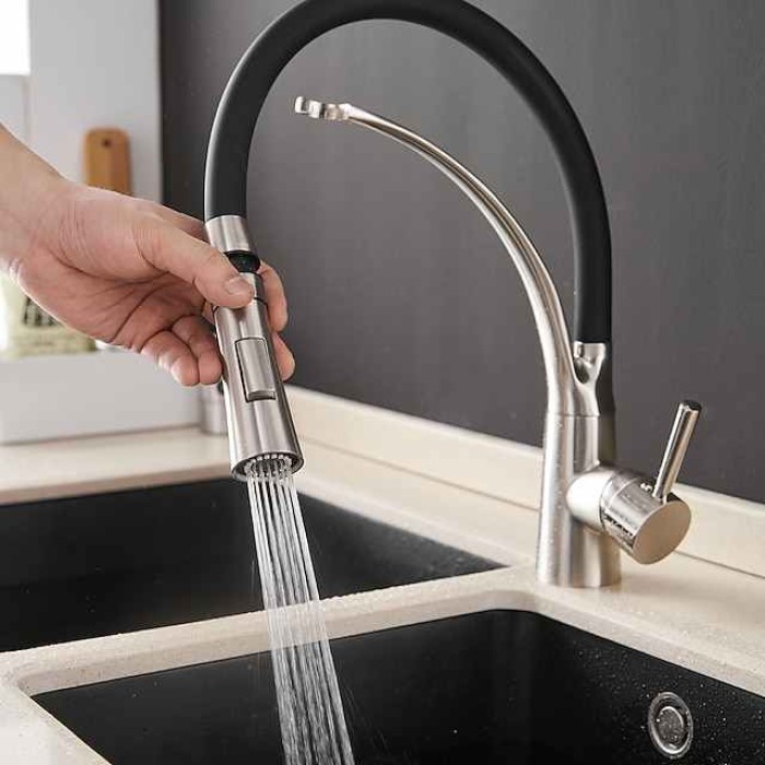 Brass Kitchen Faucet,Single Handle One Hole Oil-rubbed Bronze Pull-out Portable Spray Kitchen Sink Faucet with Hot and Cold Water