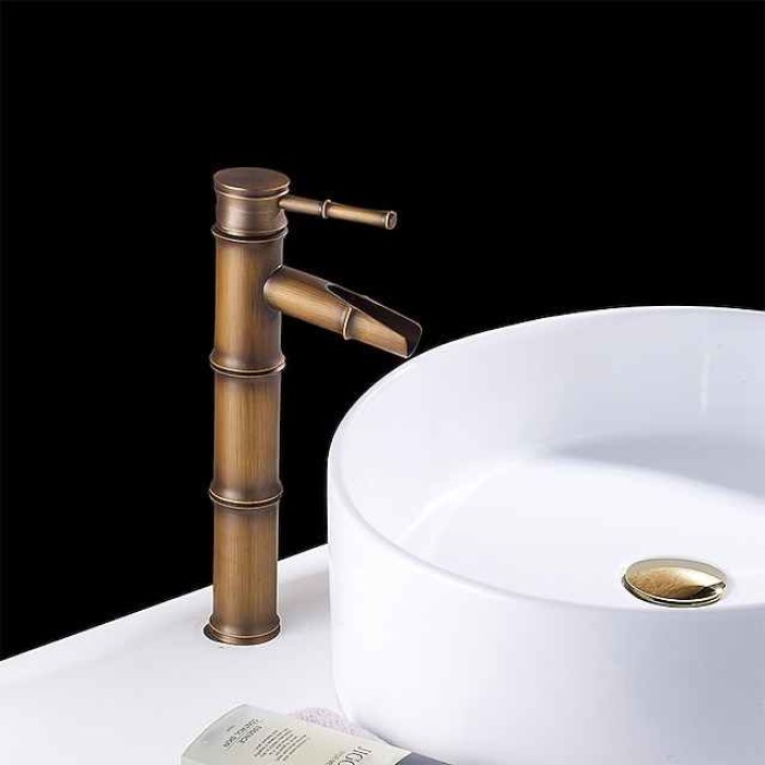 Bathroom Sink Faucet - Classic Antique Brass Centerset Single Handle One HoleBath Taps