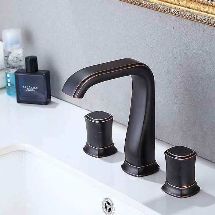 Bathroom Sink Faucet - Widespread Chrome / Oil-rubbed Bronze / Gold Widespread Two Handles Three HolesBath Taps / Vintage / Rose Gold / Black / Painted Finishes / Multi-Ply