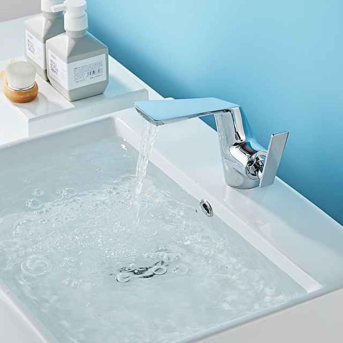 Bathroom Sink Faucet - Waterfall Electroplated / Painted Finishes Centerset Single Handle One HoleBath Taps