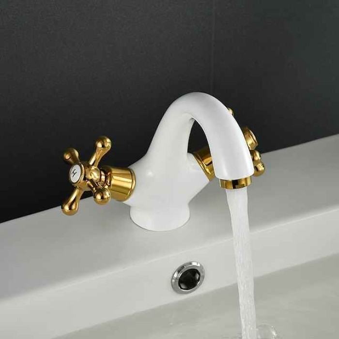 Bathroom Sink Faucet,Classic Electroplated / Painted Finishes Centerset Two Handles One Hole Bath Taps