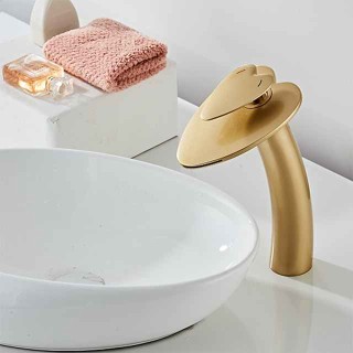 Bathroom Sink Faucet,Waterfall  Heart Shape Handle Single Handle One Hole Bath Taps with Hot and Cold Switch