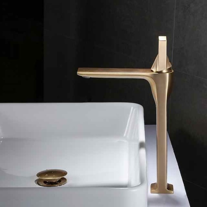 Bathroom Sink Faucet - Classic Electroplated Centerset Single Handle One HoleBath Taps