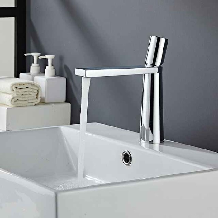 Bathroom Sink Faucet - Classic Electroplated / Painted Finishes Centerset Single Handle One HoleBath Taps