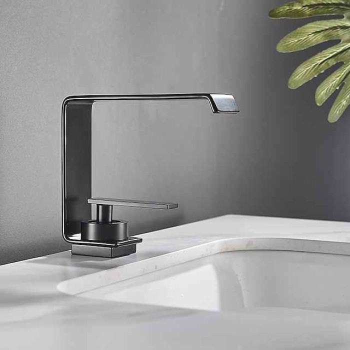 Bathroom Sink Faucet - Classic Electroplated Centerset Single Handle One HoleBath Taps