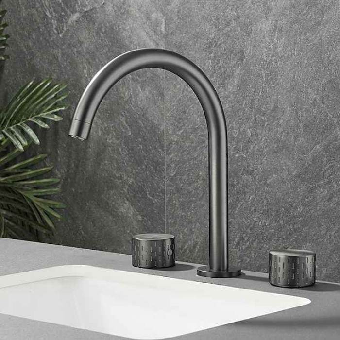 Bathroom Sink Faucet - Rotatable / Classic Electroplated Widespread Two Handles Three Holes Bath Taps