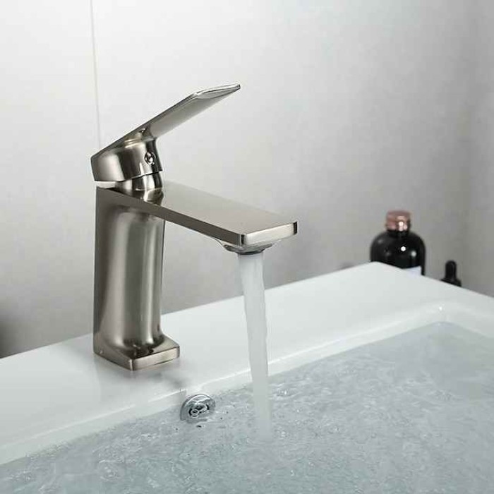 Bathroom Sink Mixer Faucet, Monobloc Washroom Basin Taps Single Handle One Hole Deck Mounted with Hot and Cold Hose