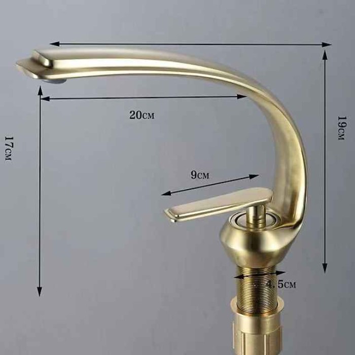 Bathroom Sink Mixer Faucet, Single Handle One Hole Washroom Basin Taps Chrome Finish Bathroom Faucet with Hot and Cold Water Hose