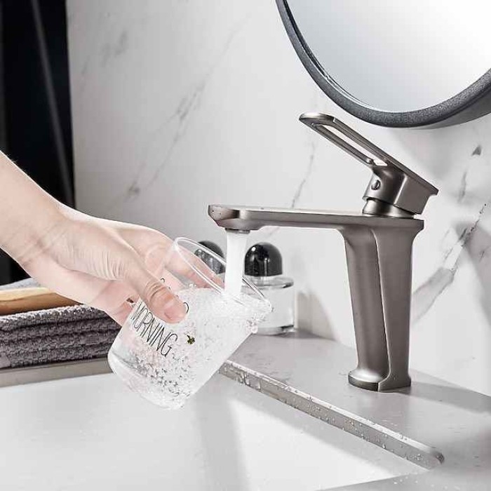 Bathroom Sink Mixer Faucet, Monobloc Washroom Basin Taps Single Handle One Hole Deck Mounted with Hot and Cold Hose