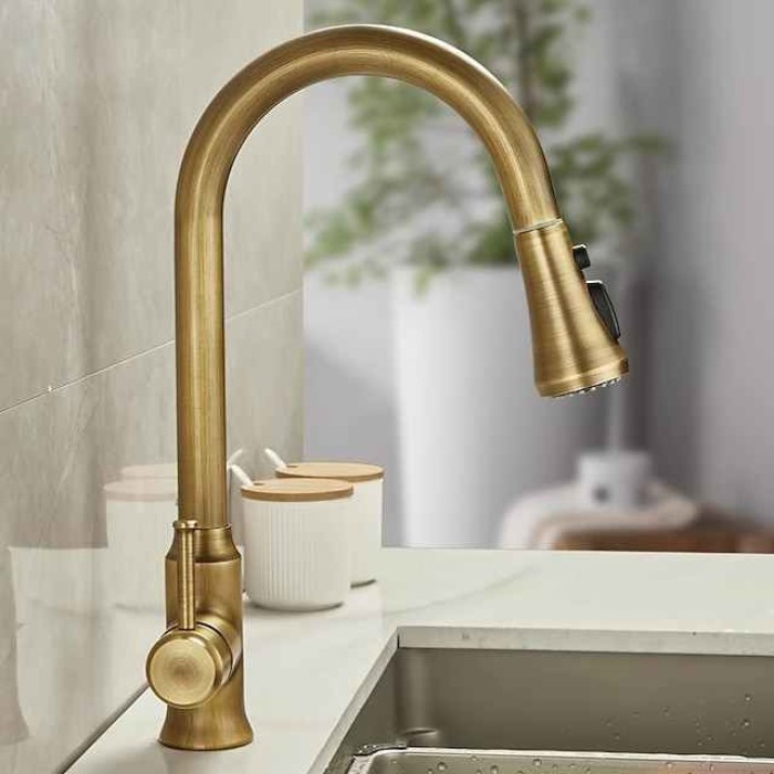 Traditional Kitchen Faucet Pull Out Sink Mixer Vessel Brass Taps, 360 Degree Single Handle Vintage Taps with Cold and Hot Hose