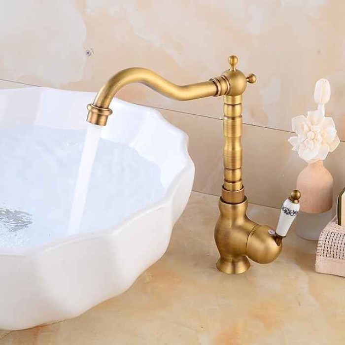 Traditional Kitchen Sink Mixer Faucet with Cold and Hot Hose, Vessel Taps Single Handle