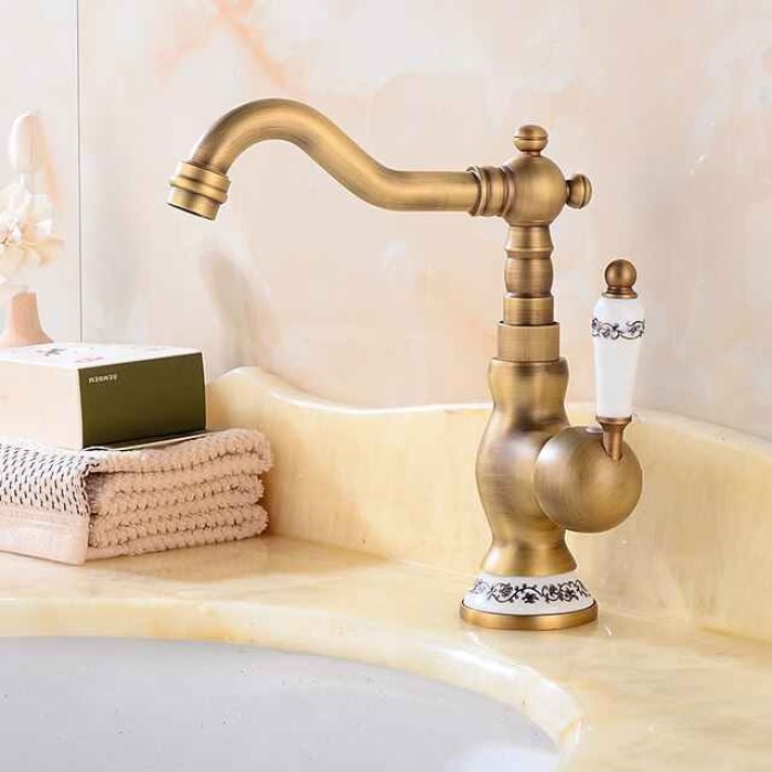 Bathroom Sink Mixer Faucet, Basin Taps with Cold and Hot Hose