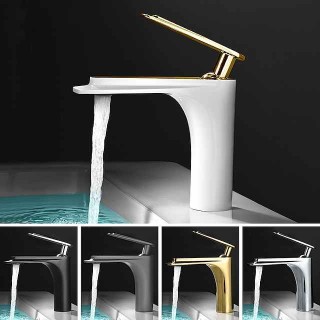 Bathroom Sink Faucet - Classic Electroplated / Painted Finishes Centerset Single Handle One HoleBath Taps