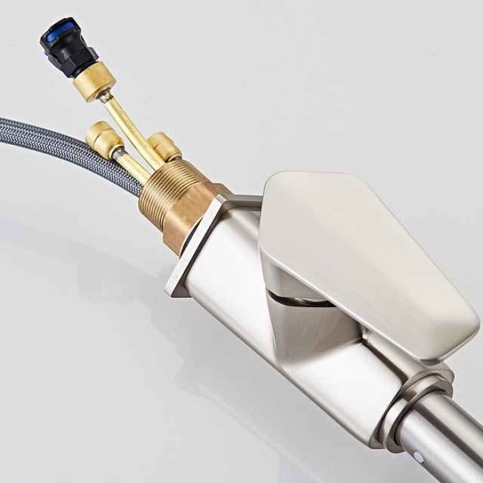 Bathroom Sink Faucet - Classic Brushed / Electroplated / Painted Finishes Mount Outside Single Handle One Hole Bath Taps